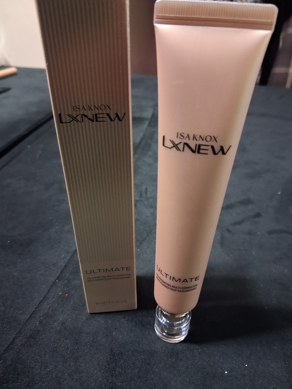 Isa Knox LXNEW Ultimate Cream Tube - Nude Beige